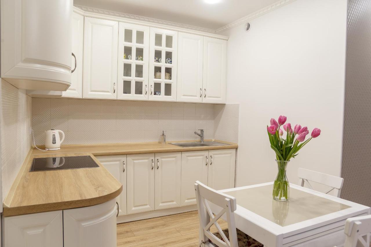 Vip- Elite Lemberg Apartments Bagian luar foto